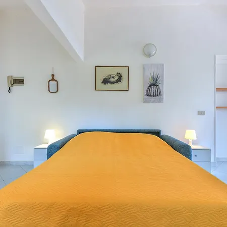 Conti Apartment *