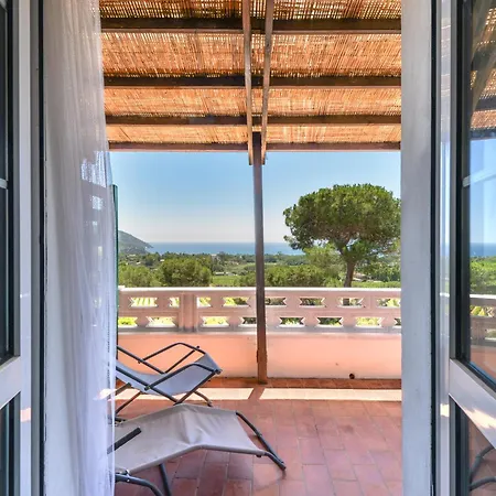Conti Apartment Lacona