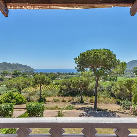 Conti Apartment Lacona