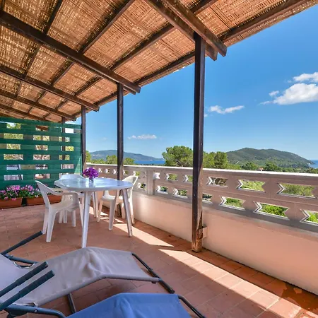 Conti Apartment
